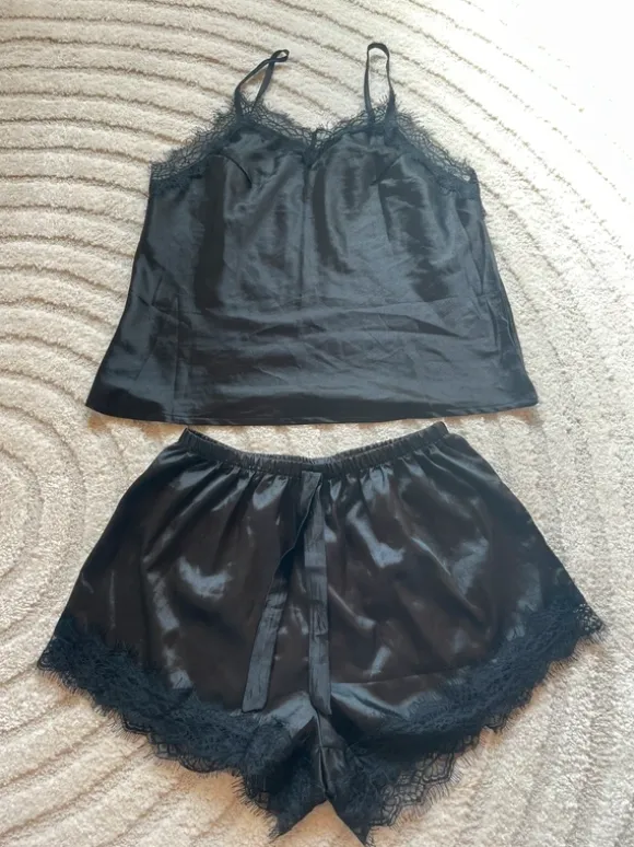 Pyjamas set satin
