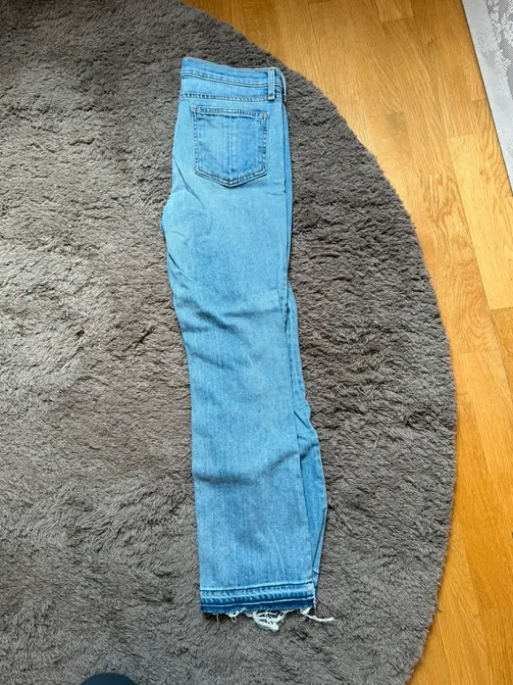 Rag & Bone Jean waist 28 perfekt färg till våren och sommaren