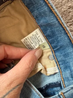 Rag & Bone Jean waist 28 perfekt färg till våren och sommaren
