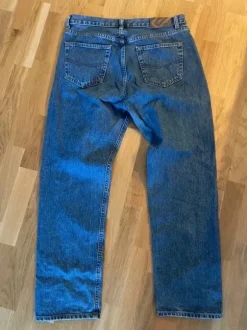 Raka Jeans