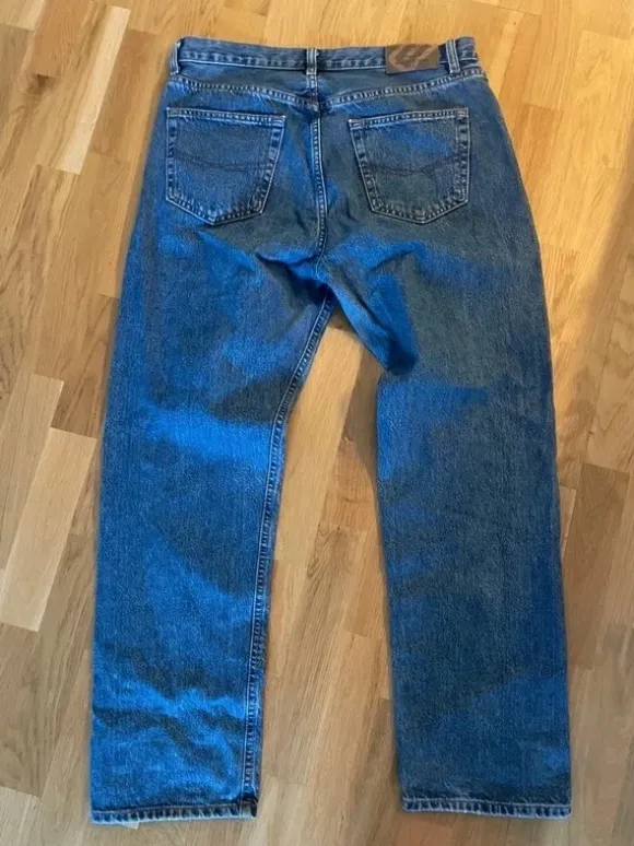 Raka Jeans