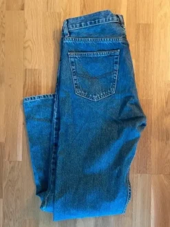 Raka Jeans