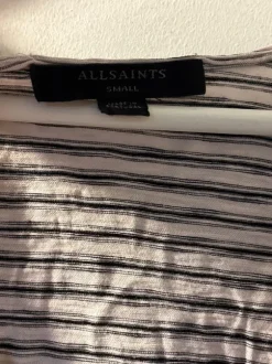 Randig T-shirt storlek S