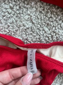 Röd bikini