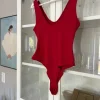 Röd body