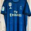 Real Madrid 19/20 away shirt w. Kroos