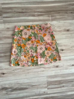 Retro skirt from Mango
