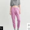 Różowe dresy Nike