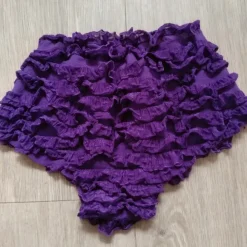 Ruffle housut