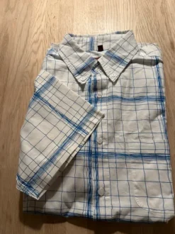 Santino hvid og blå skjorte, størrelse 41/42