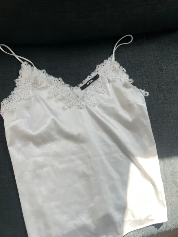 Satin linne