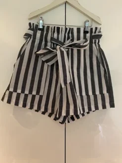 SHEIN shorts str S