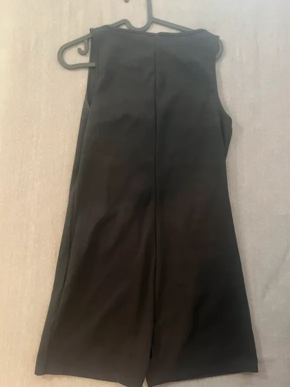 Short jumpsuit/onesie