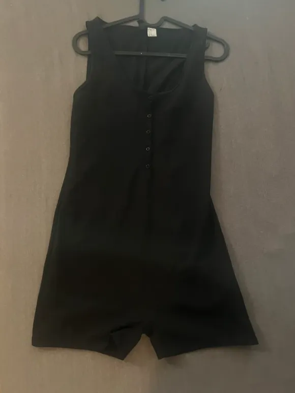 Short jumpsuit/onesie