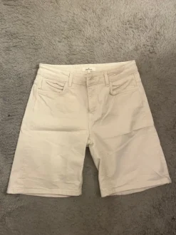 Shorts basic apparel str L