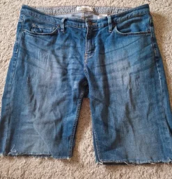 Shorts, jorts i jeansstorlek 34