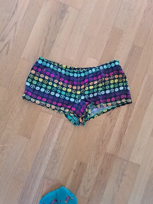 Shorts med smiley på