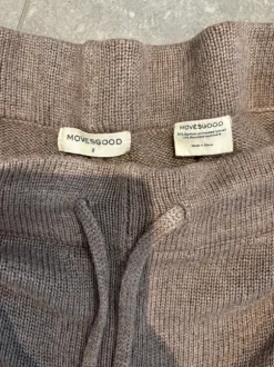Shorts stickade Movesgood