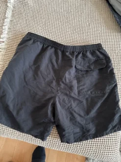 Shorts str L