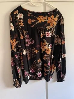 Skjortebluse