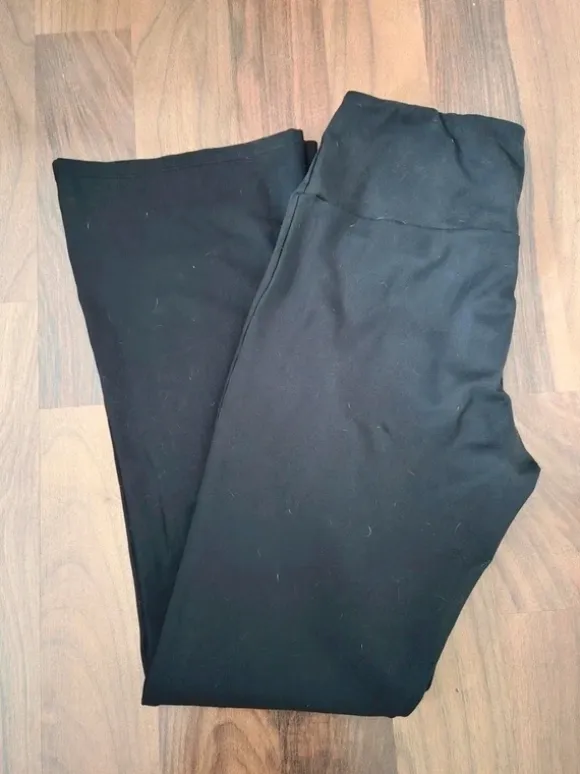 Skønne Flared leggins fra Maya Freya