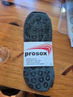 Skridsikker strømpe til voksne
