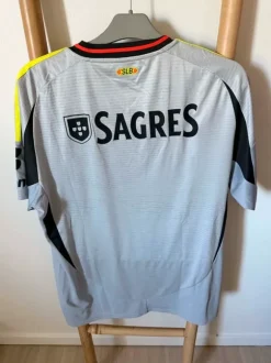 S.L. Benfica 24/25 tredje trøje – grå – str. L – ny m. tags