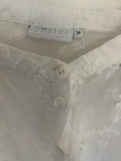 Smuk og detaljeret skjortebluse i str. S