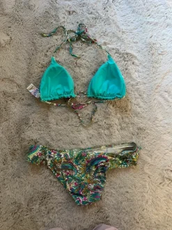 Snygg bikini från BillaBong