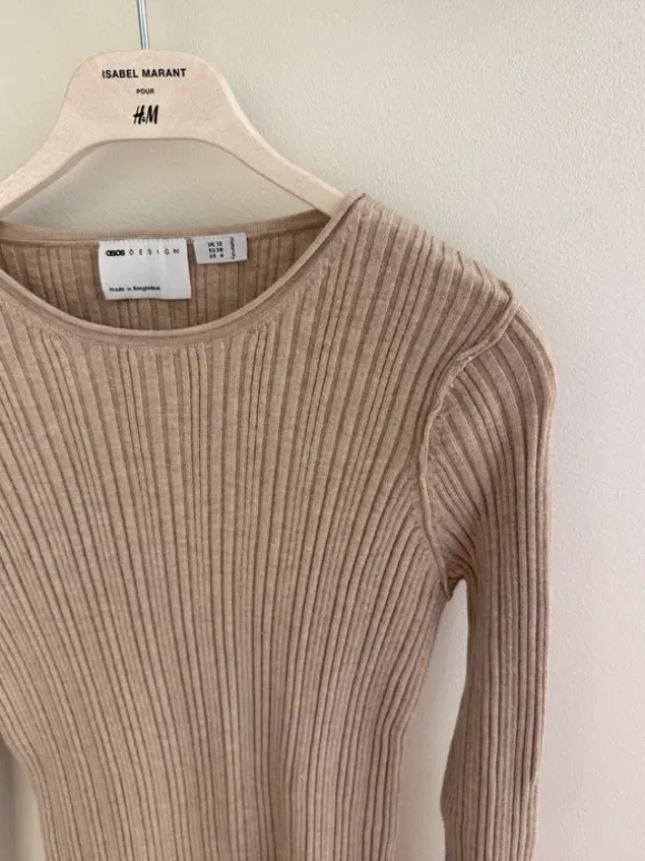 Snygg ribbad beige gravidtröja från Asos