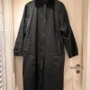 Sort coat