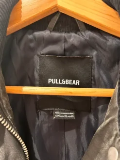 Sort coat