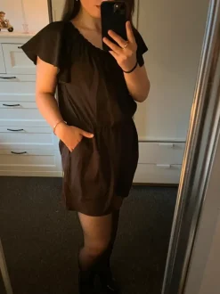 Sort off-shoulder playsuit
