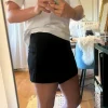 Sort skort