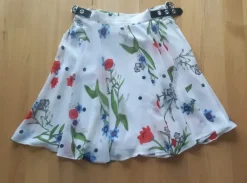 Spódnica guess xs/34 w kwiaty