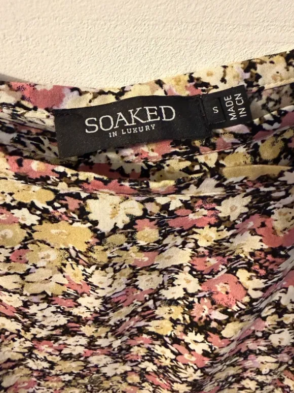 Spódnica midi Soaked in luxury kopertowa z falbaną S (36).