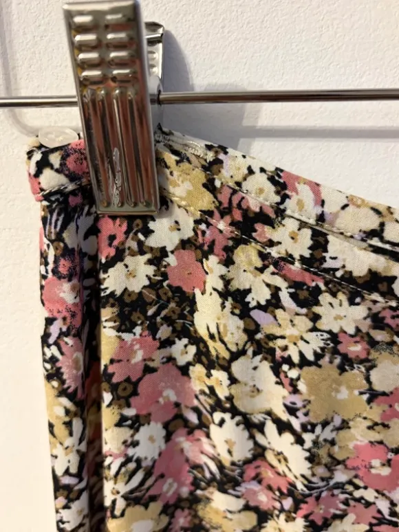 Spódnica midi Soaked in luxury kopertowa z falbaną S (36).