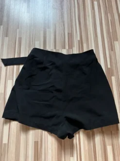 Spódnico spodenki spódnica z spodenkami pull&bear