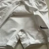 Spódnico -spodenki tenisowe Nike 36 s