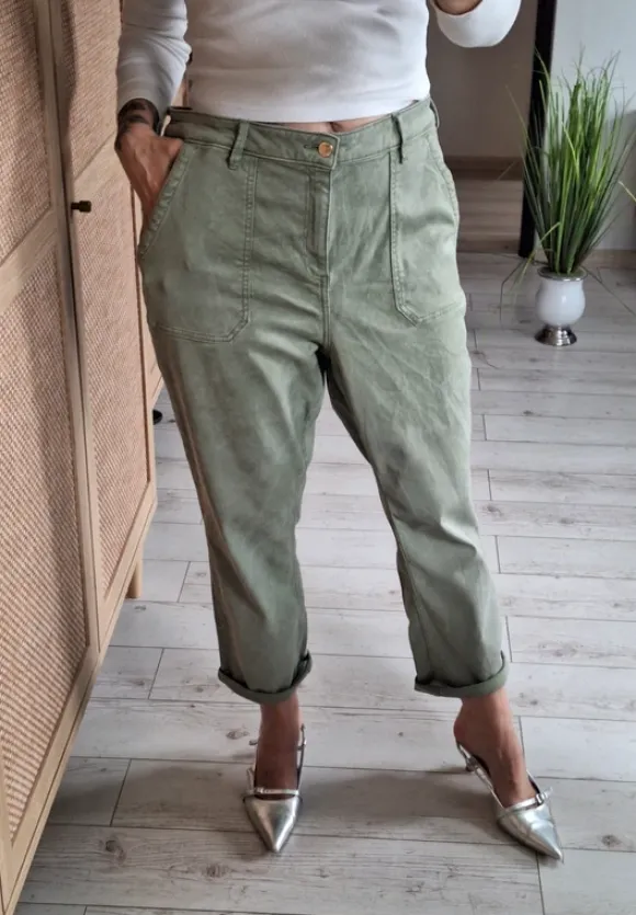 Spodnie 46 3xl od F&F