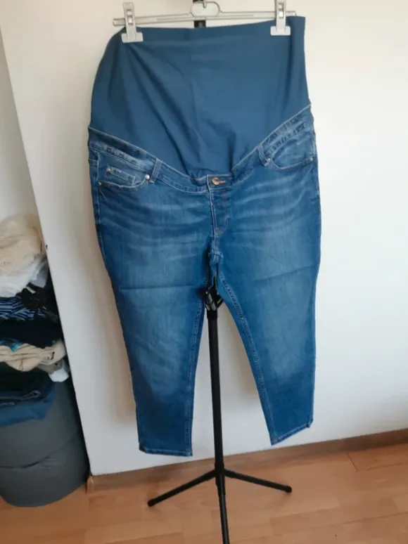 Spodnie ciążowe 18