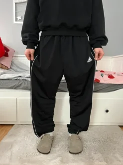Spodnie dresowe szerokie adidas ortalion 2000s vintage alternative japanstyle