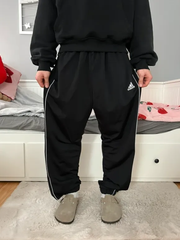 Spodnie dresowe szerokie adidas ortalion 2000s vintage alternative japanstyle