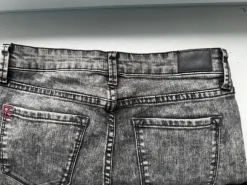 Spodnie jeans bdg