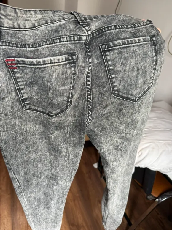 Spodnie jeans bdg