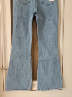 Spodnie jeans dzwony mała M