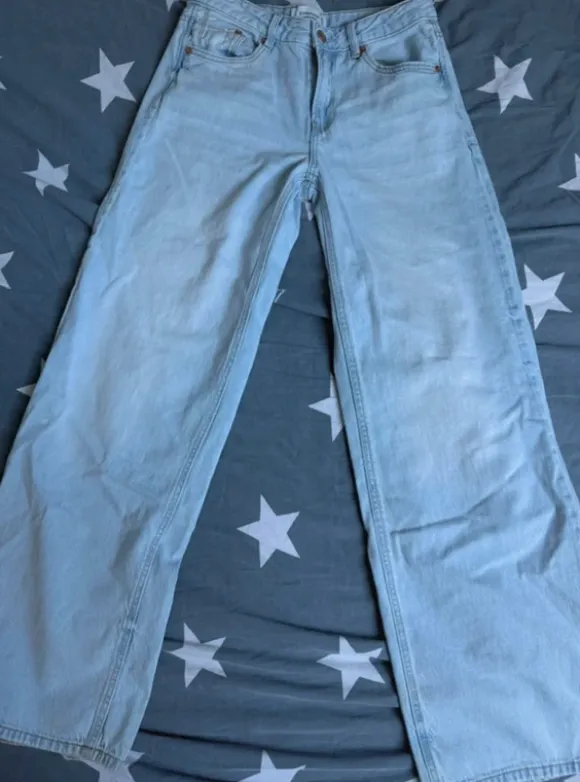 Spodnie jeansowe stradivarius D91