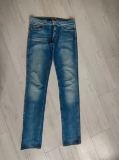 Spodnie jeansowe unisex Wrangler rozmiar W28 L34