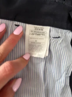 Sprzedam męskie krótkie spodnie Carhartt