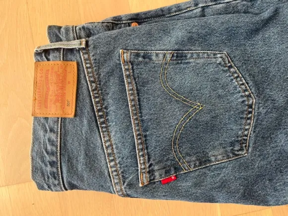 Straight Levi’s jeans